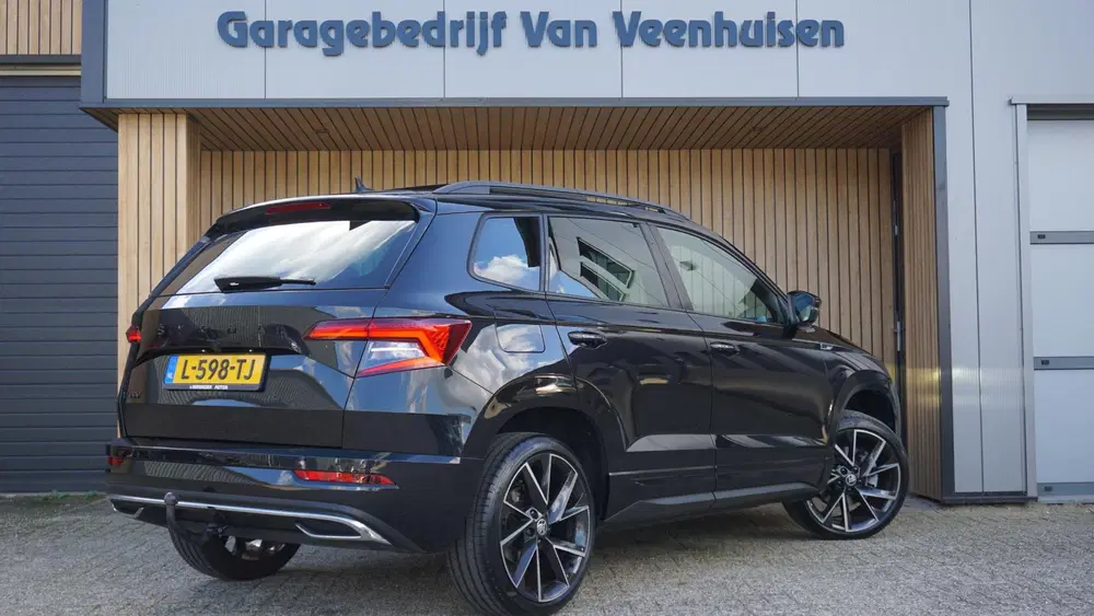 Skoda Karoq 1.5 TSI 150PK Sportline Business *Black St uit 2021, foto 6