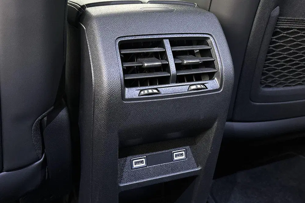 Peugeot 308 GT 54 kWh Stuur-Stoelverwarming Massage 36 uit 2025, foto 11