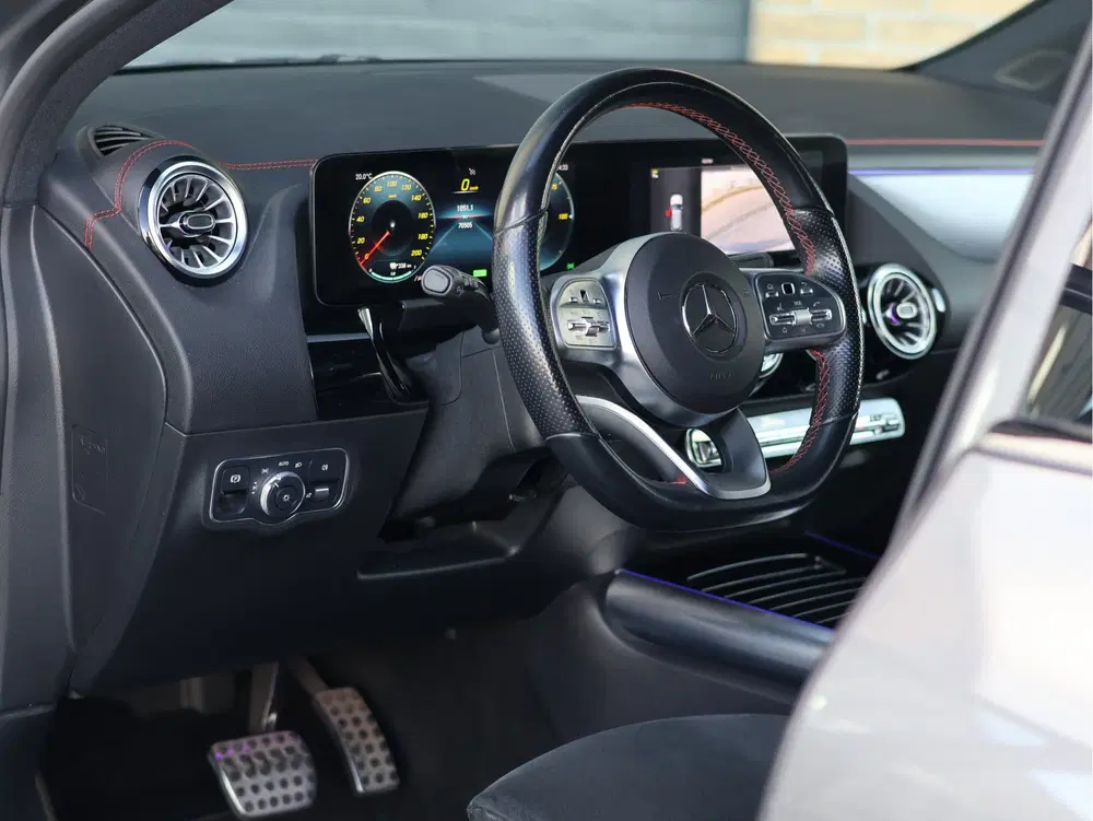 Mercedes-Benz EQA 250 Business Solution AMG 67 kWh uit 2021, foto 11