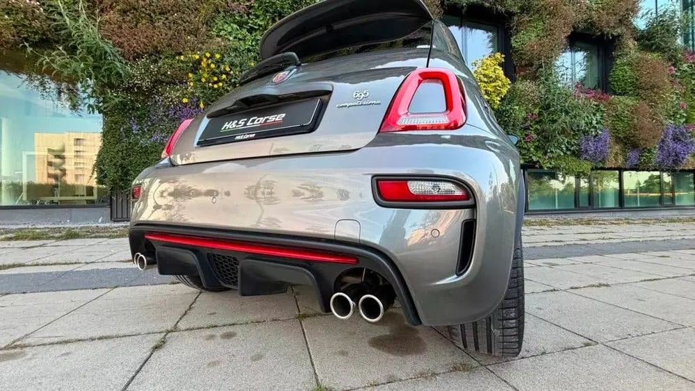 Abarth 695 1.4 T-Jet Abarth Competizione uit 2022, foto 11