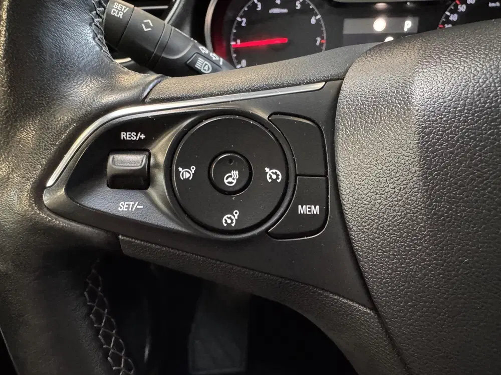 Opel Grandland 1.2 Turbo Innovation uit 2019, foto 10