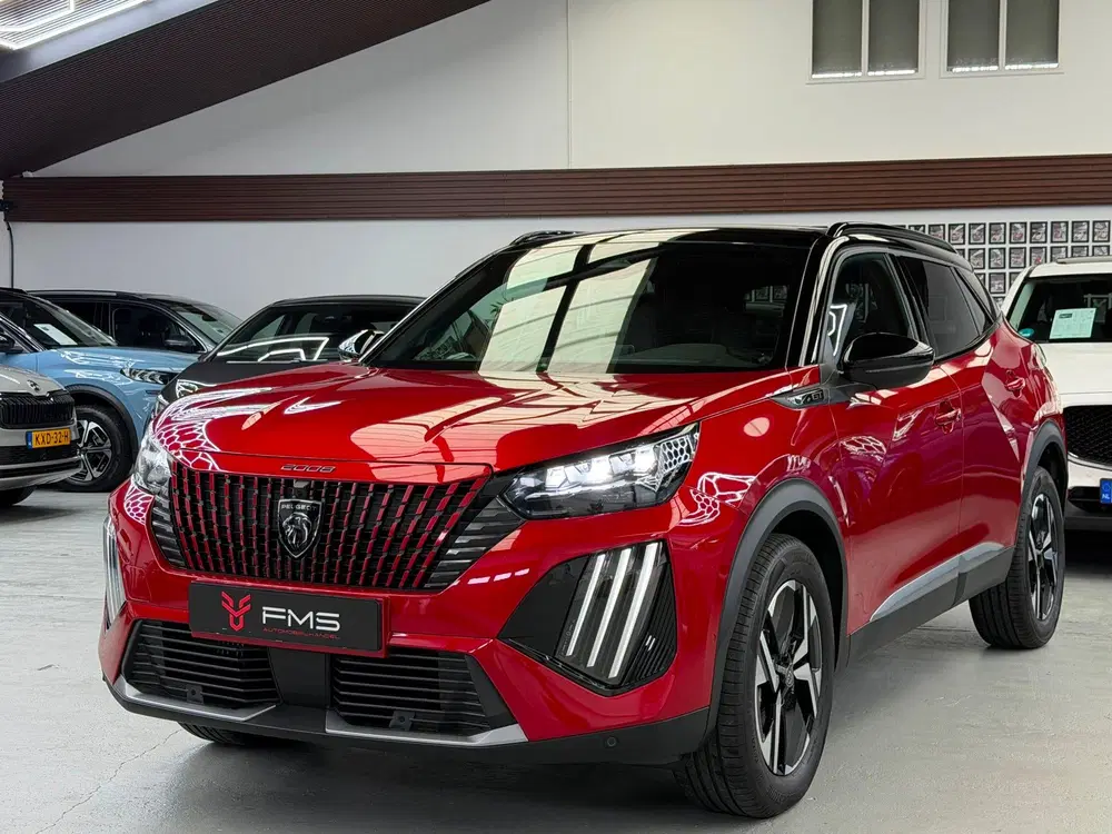 Peugeot 2008 1.2 Hybrid 145 GT CarPlay 360° Camera uit 2025, foto 10
