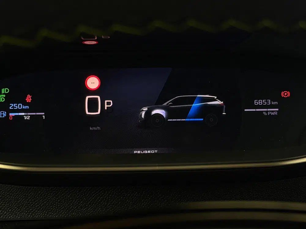 Peugeot 2008 1.2 Hybrid 145 GT CarPlay 360° Camera uit 2025, foto 11