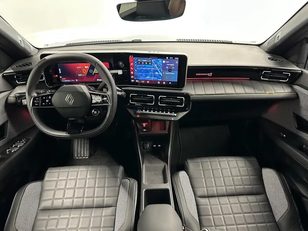 Renault 4 comfort range iconic 52 kWh 99 %SOH V2L CA uit 2025, foto 2