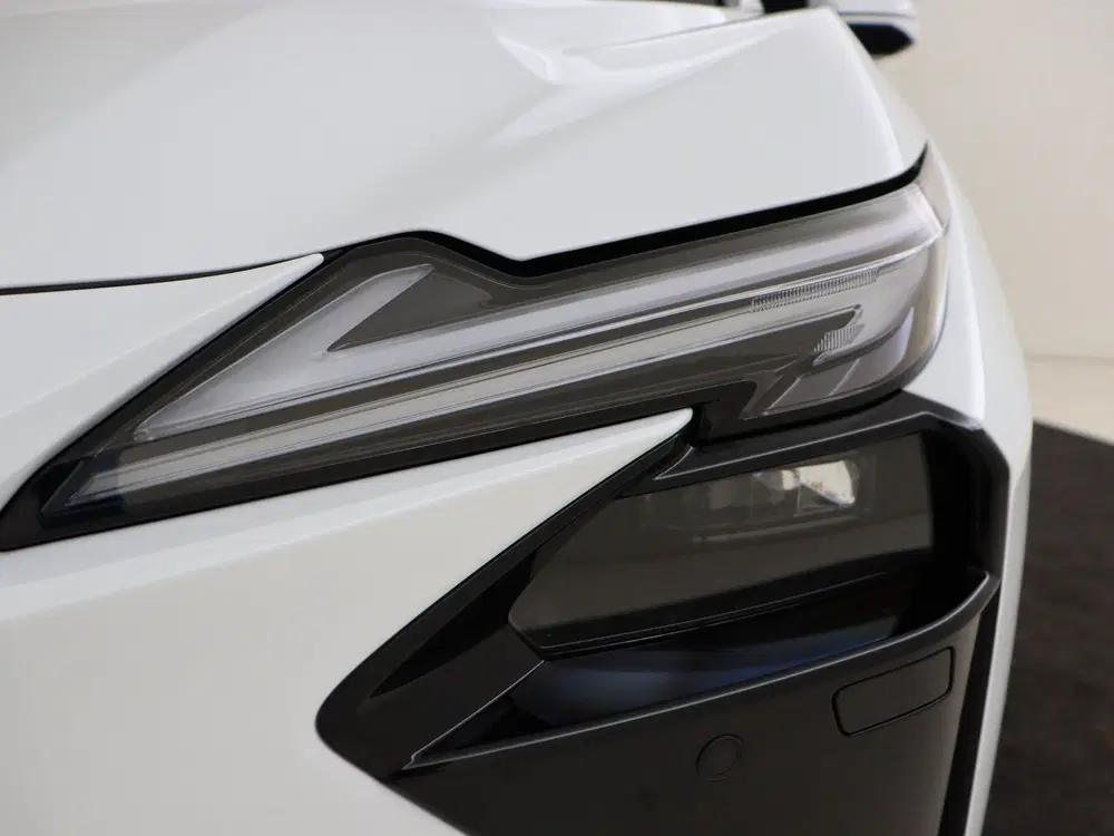 Lexus ES 350e Luxury Line uit 2026, foto 9