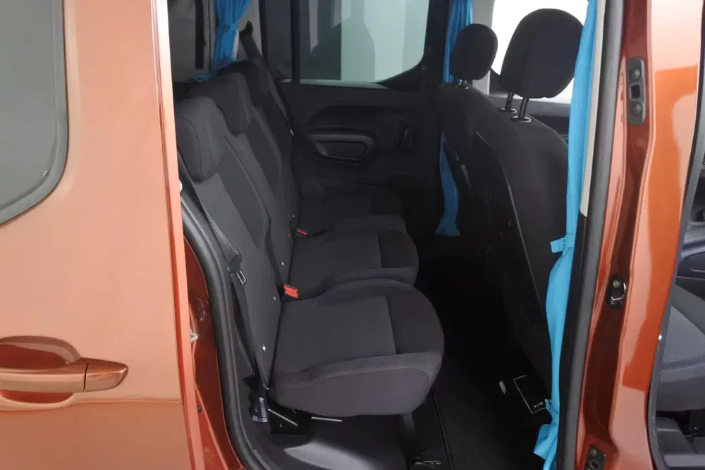 Peugeot Rifter 1.2 110pk Allure Camperbox uit 2019, foto 14