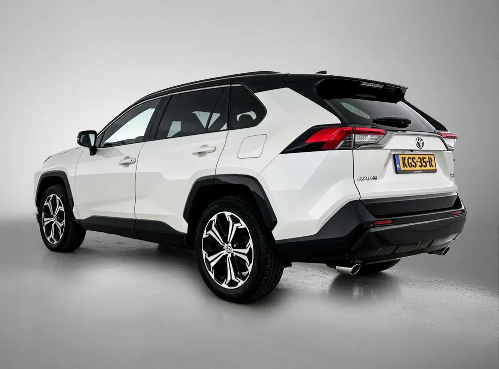 Toyota RAV 4 2.5 Plug-in Hybrid AWD Bi-Tone Plus uit 2021, foto 14