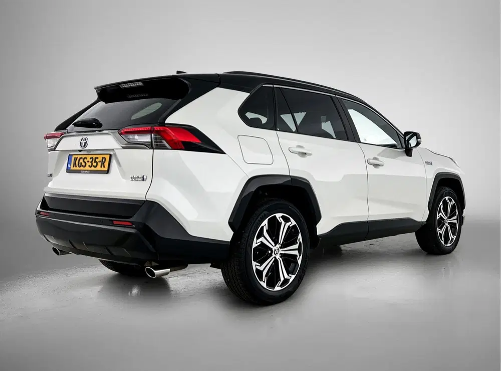Toyota RAV 4 2.5 Plug-in Hybrid AWD Bi-Tone Plus uit 2021, foto 2