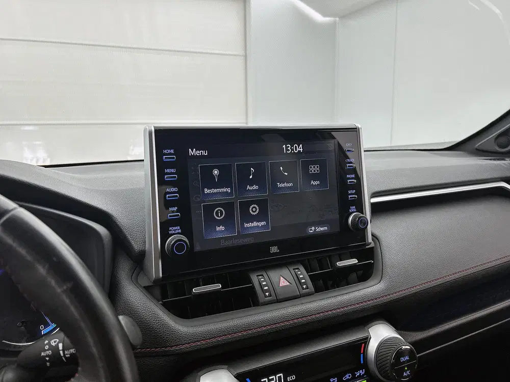 Toyota RAV 4 2.5 Plug-in Hybrid AWD Bi-Tone Plus uit 2021, foto 9