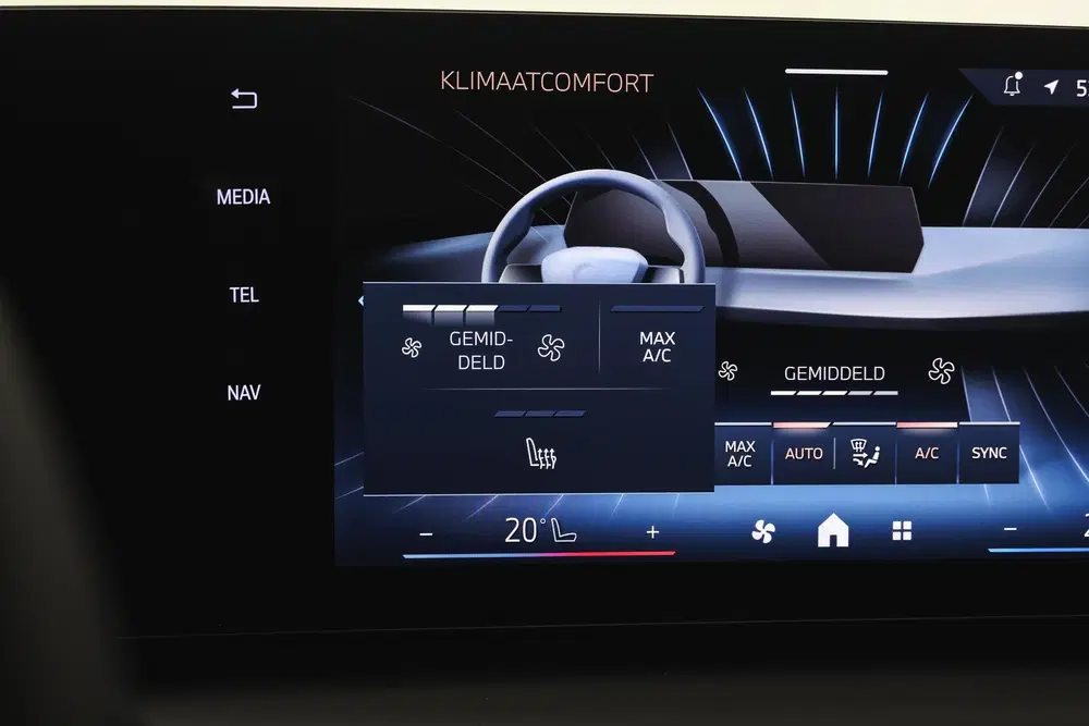 BMW 1-serie 120 M Sport Automaat uit 2026, foto 14