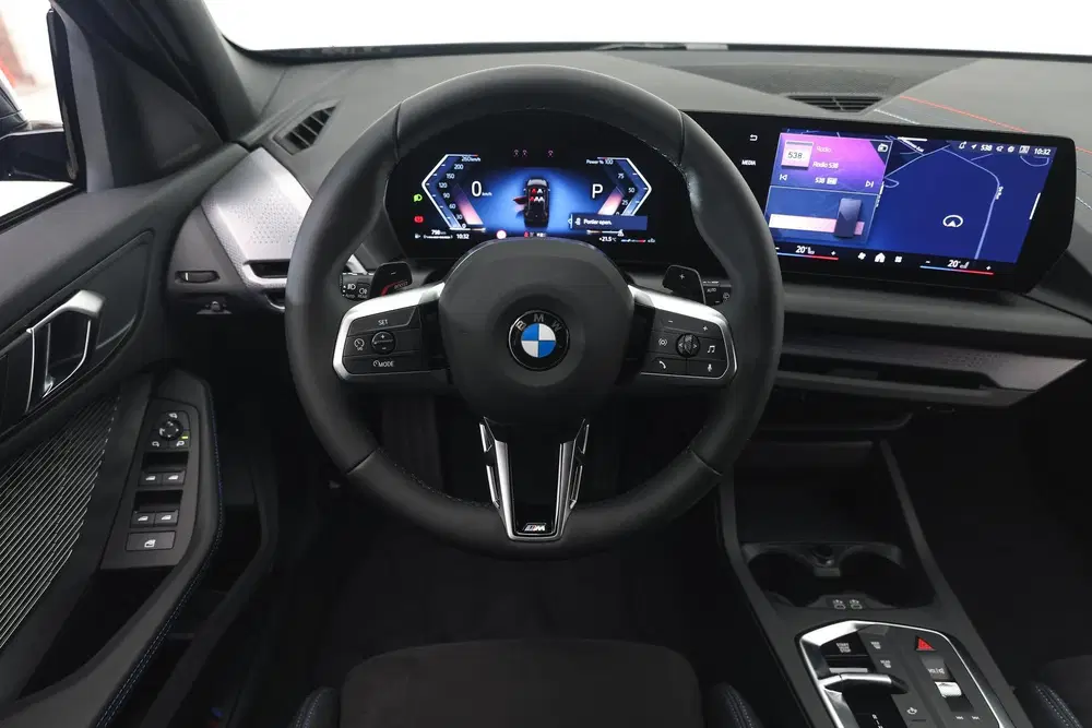 BMW 1-serie 120 M Sport Automaat uit 2026, foto 3