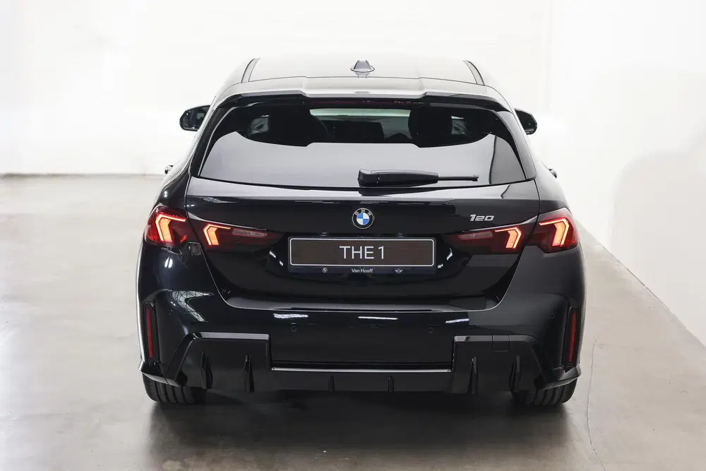 BMW 1-serie 120 M Sport Automaat uit 2026, foto 6