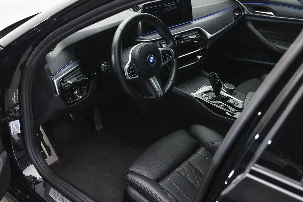 BMW 5-serie 5 Serie Touring 530e xDrive M Sport Automa uit 2022, foto 9