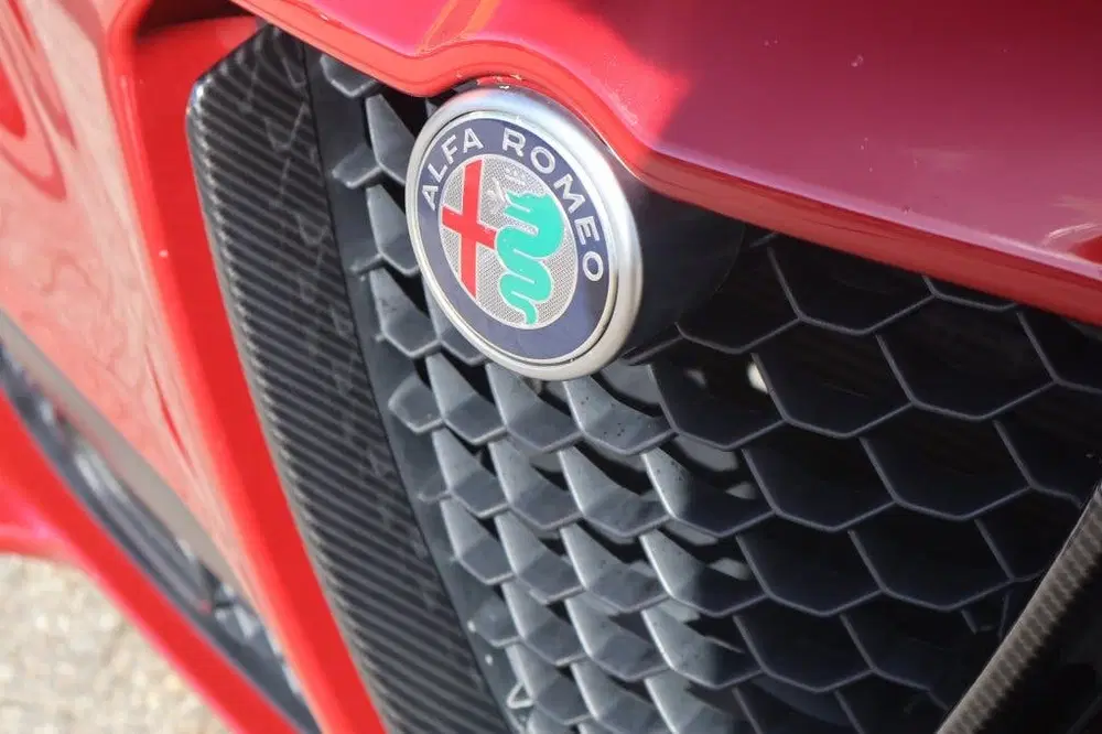 Alfa Romeo Stelvio 2.0 280pk AT AWD B-Tech uit 2019, foto 12