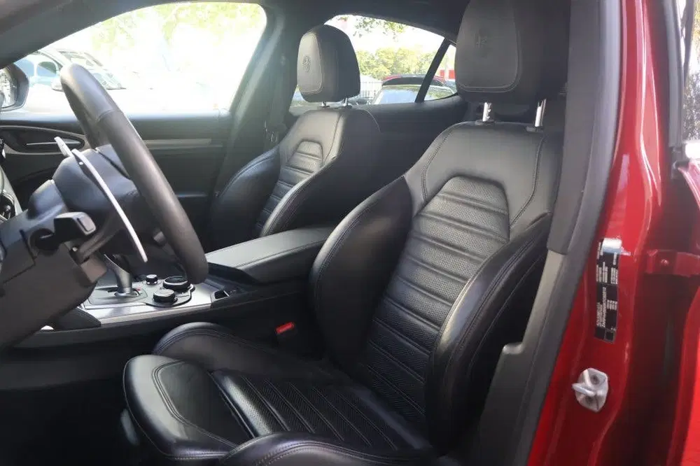 Alfa Romeo Stelvio 2.0 280pk AT AWD B-Tech uit 2019, foto 4