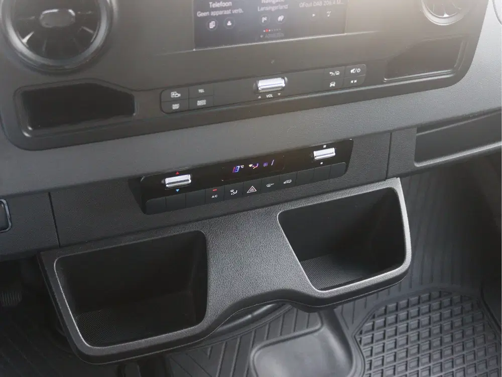Mercedes-Benz Sprinter 317 CDI L2H2 uit 2023, foto 12