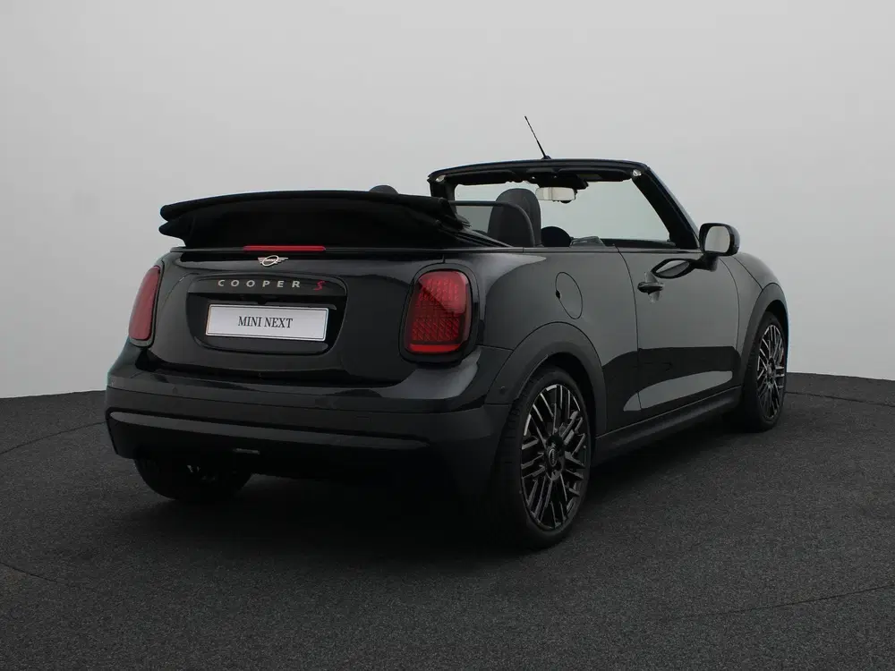 Mini Cabrio 2.0 Cooper S Favoured + XL pakket uit 2026, foto 2