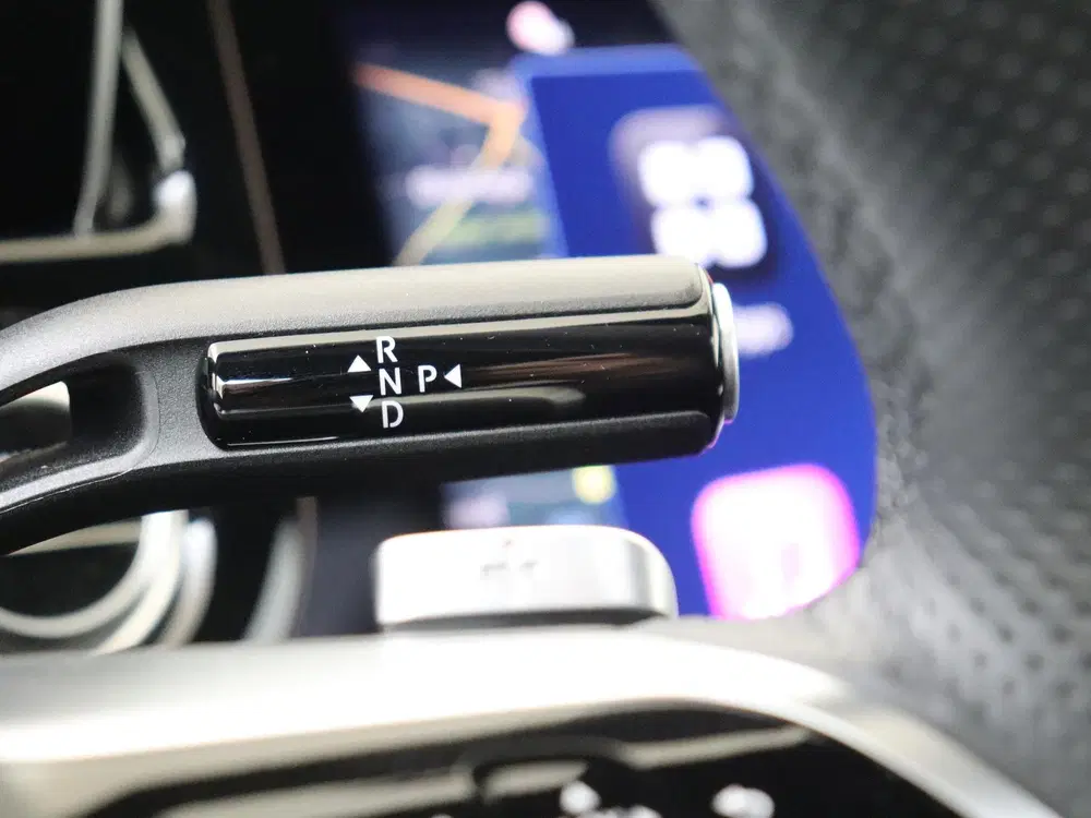 Mercedes-Benz E-Klasse 300 e AMG Line Panoramadak uit 2025, foto 15