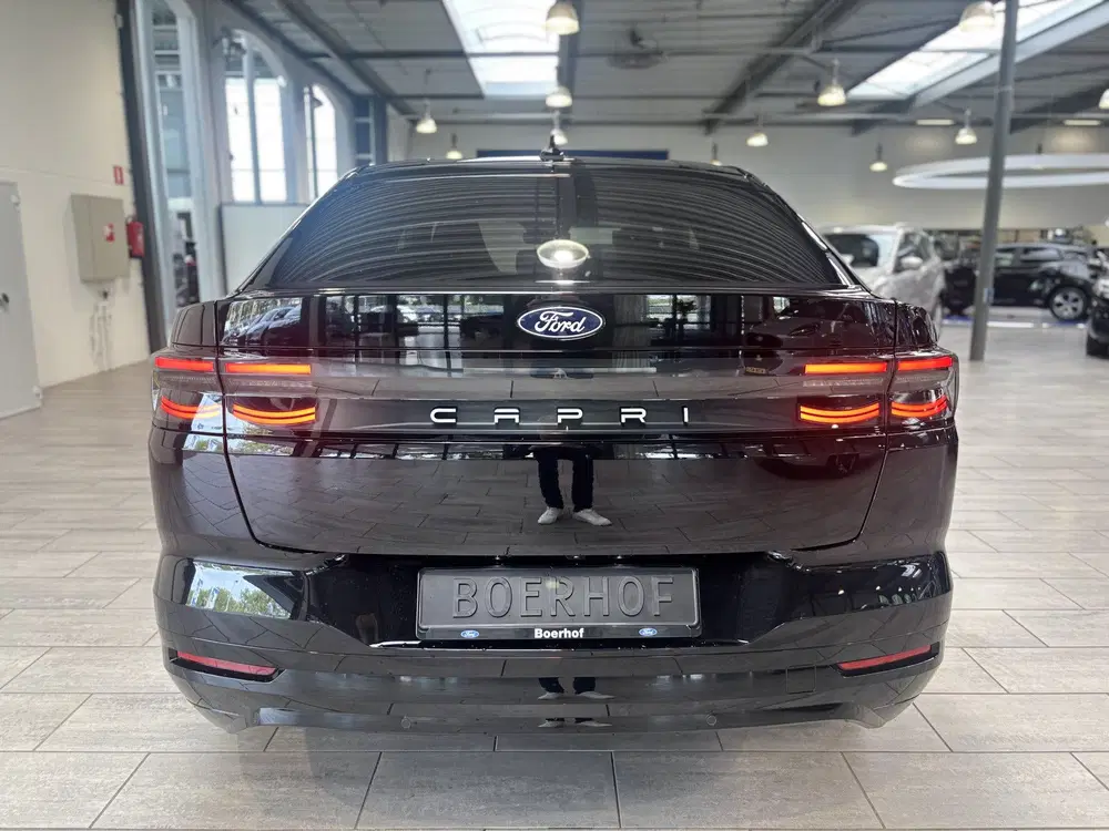Ford Capri Premium Standard Range RWD 52 kWh 190pk uit 2025, foto 4
