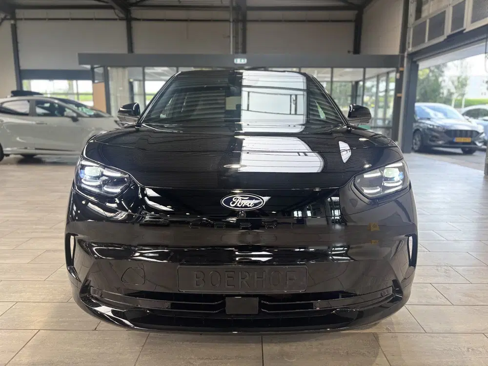 Ford Capri Premium Standard Range RWD 52 kWh 190pk uit 2025, foto 8