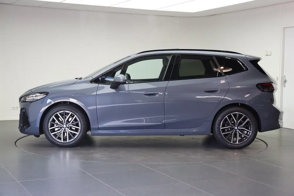 BMW 2-serie Active Tourer 218i M Sport Automaat uit 2026, foto 2