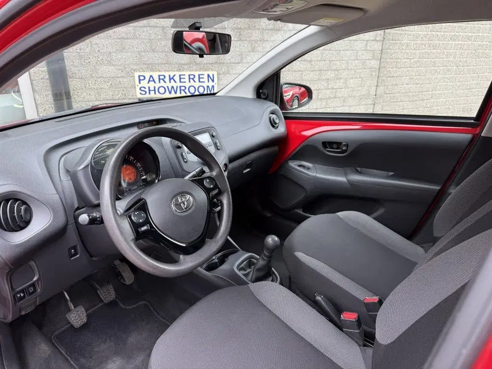 Toyota Aygo 1.0 VVT-i x-fun Airco uit 2020, foto 3