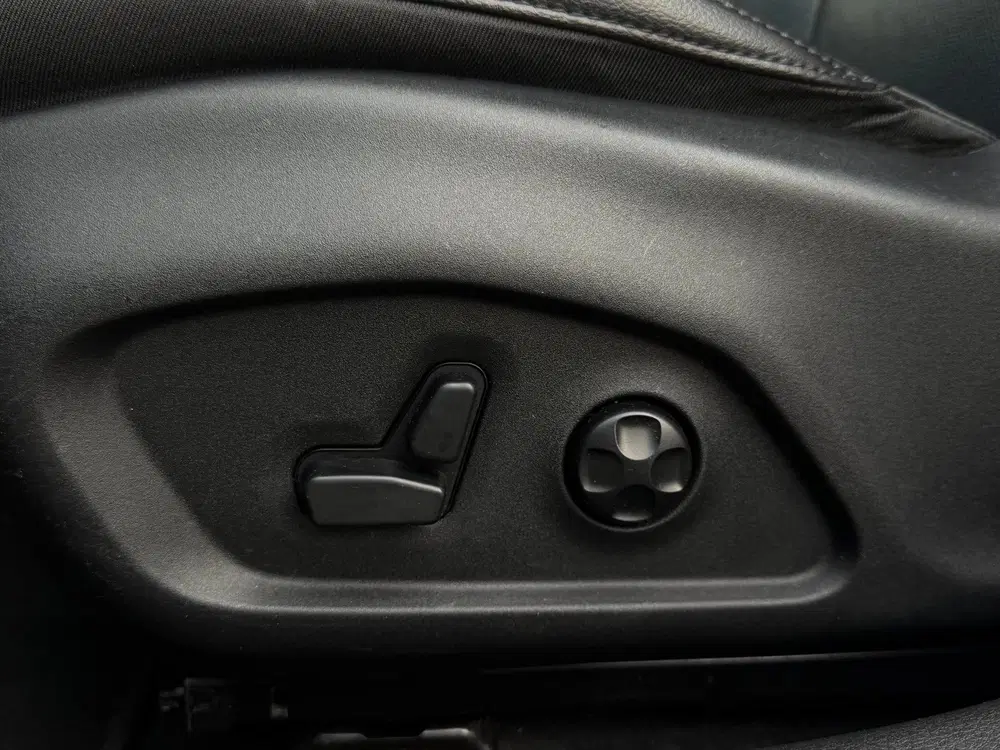 Jeep Compass 1.4 MultiAir Limited LED Navi Camera Beats uit 2019, foto 14