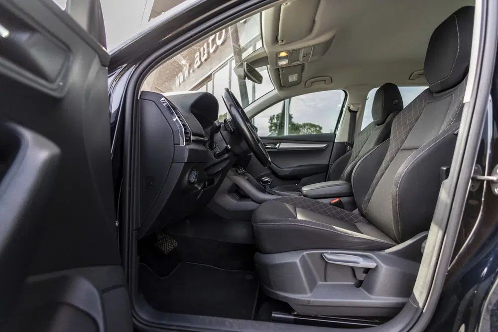 Skoda Karoq 1.5 TSI ACT Business Edition uit 2020, foto 9