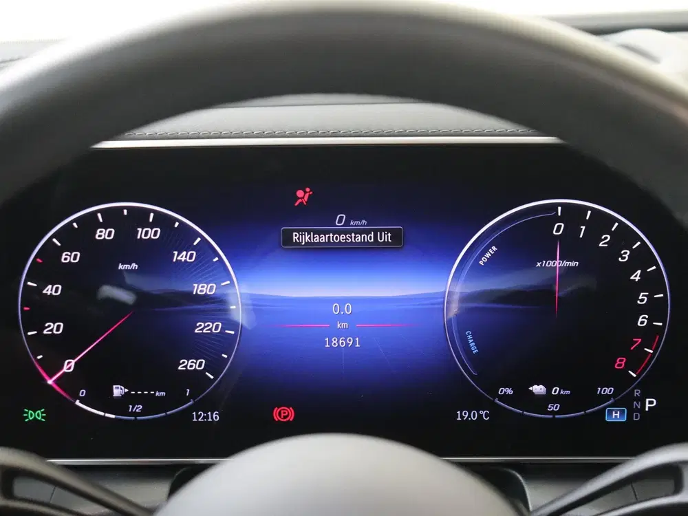Mercedes-Benz GLC 300e 4MATIC Business Solution AMG uit 2025, foto 12