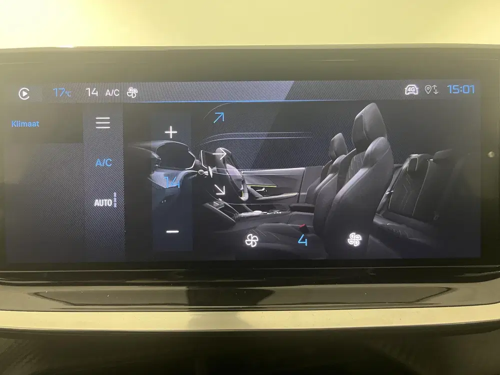 Peugeot 2008 1.2 PureTech 100 Active uit 2024, foto 11