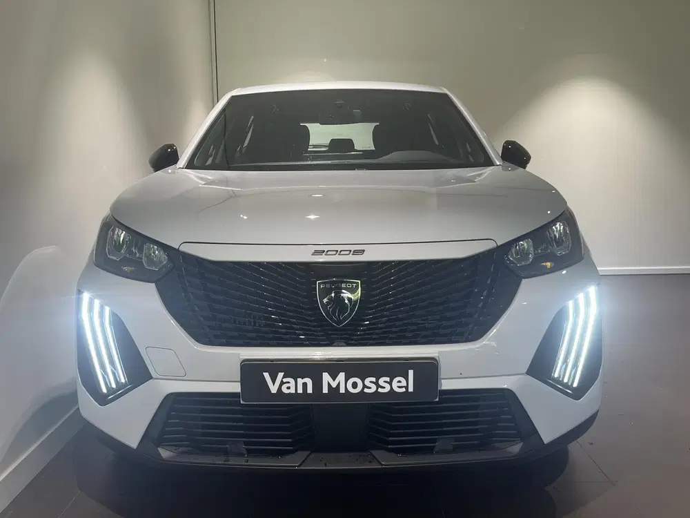 Peugeot 2008 1.2 PureTech 100 Active uit 2024, foto 3