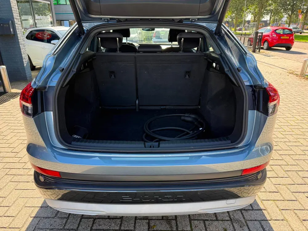 Audi Q4 e-tron 40 Edition 77 kWh uit 2022, foto 10