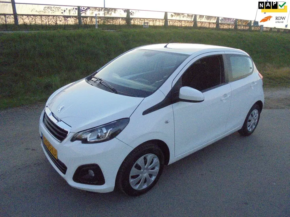 Peugeot 108 Peugeot 108 1.0 benzine 5 deurs airco 88.0 uit 2019