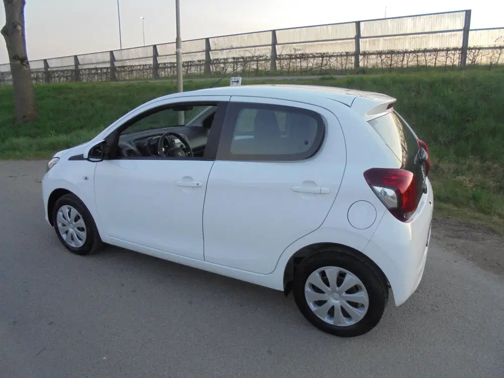 Peugeot 108 Peugeot 108 1.0 benzine 5 deurs airco 88.0 uit 2019, foto 2