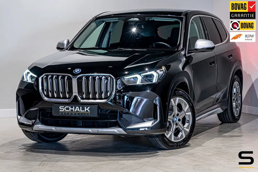 BMW iX1 XDrive30 Launch Edition 67 kWh uit 2022