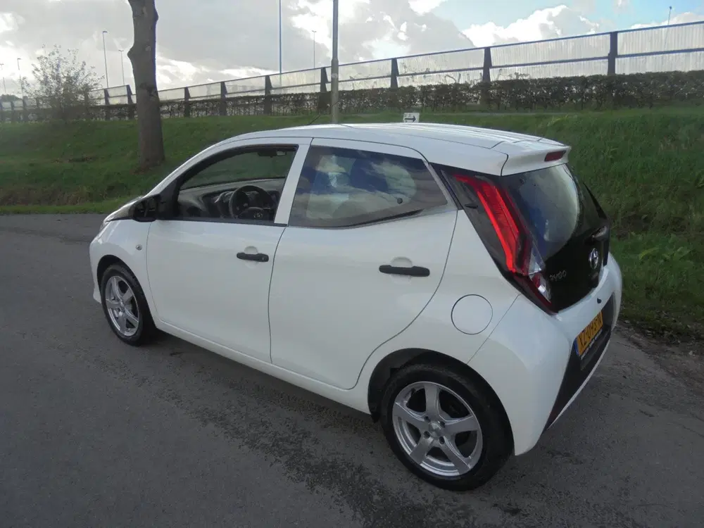 Toyota Aygo Toyota ayco 1.0 benzine 5 deurs 48.000km e uit 2019, foto 2