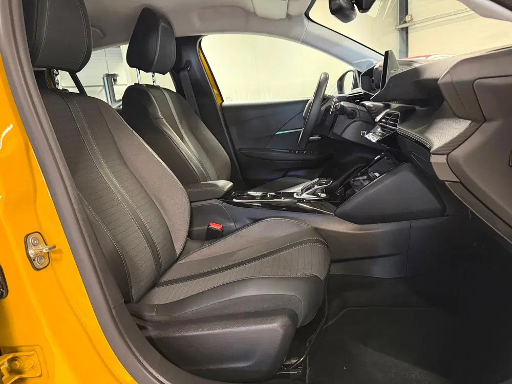 Peugeot 208 1.2 101PK Allure Pack Automaat uit 2021, foto 10
