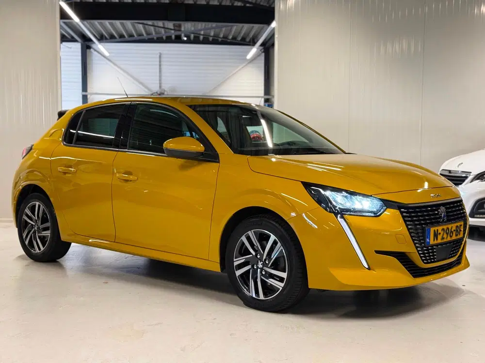 Peugeot 208 1.2 101PK Allure Pack Automaat uit 2021, foto 4