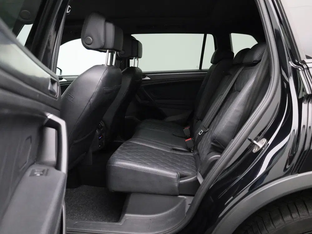 Volkswagen Tiguan Allspace 1.5 TSI R-Line Business+ uit 2022, foto 10