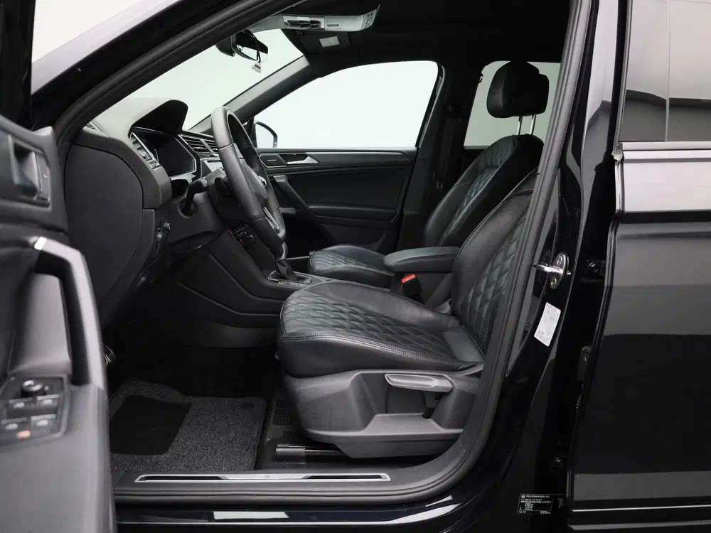 Volkswagen Tiguan Allspace 1.5 TSI R-Line Business+ uit 2022, foto 9