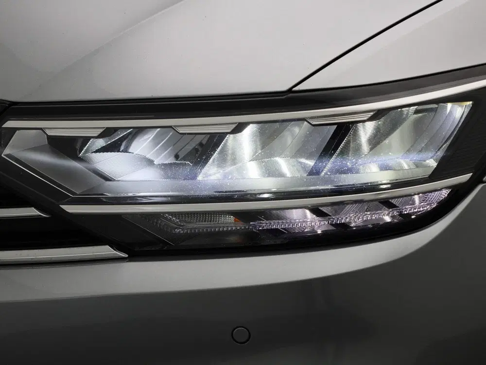 Volkswagen Passat 1.5 TSI Business uit 2023, foto 14
