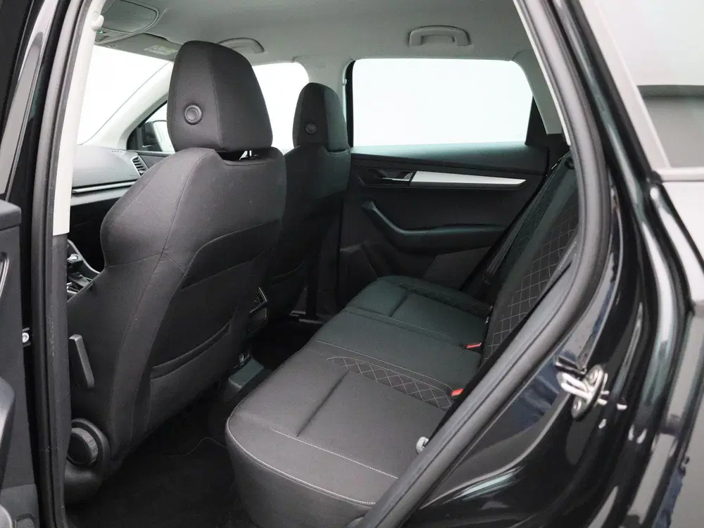 Skoda Karoq 1.5 TSI ACT Business Edition uit 2022, foto 10