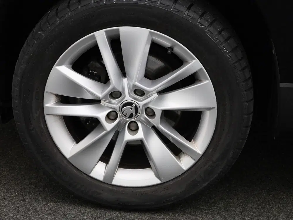 Skoda Karoq 1.5 TSI ACT Business Edition uit 2022, foto 12