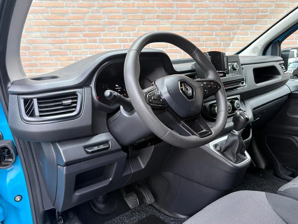 Renault Trafic 2.0dCi 150PK Lang uit 2023, foto 2