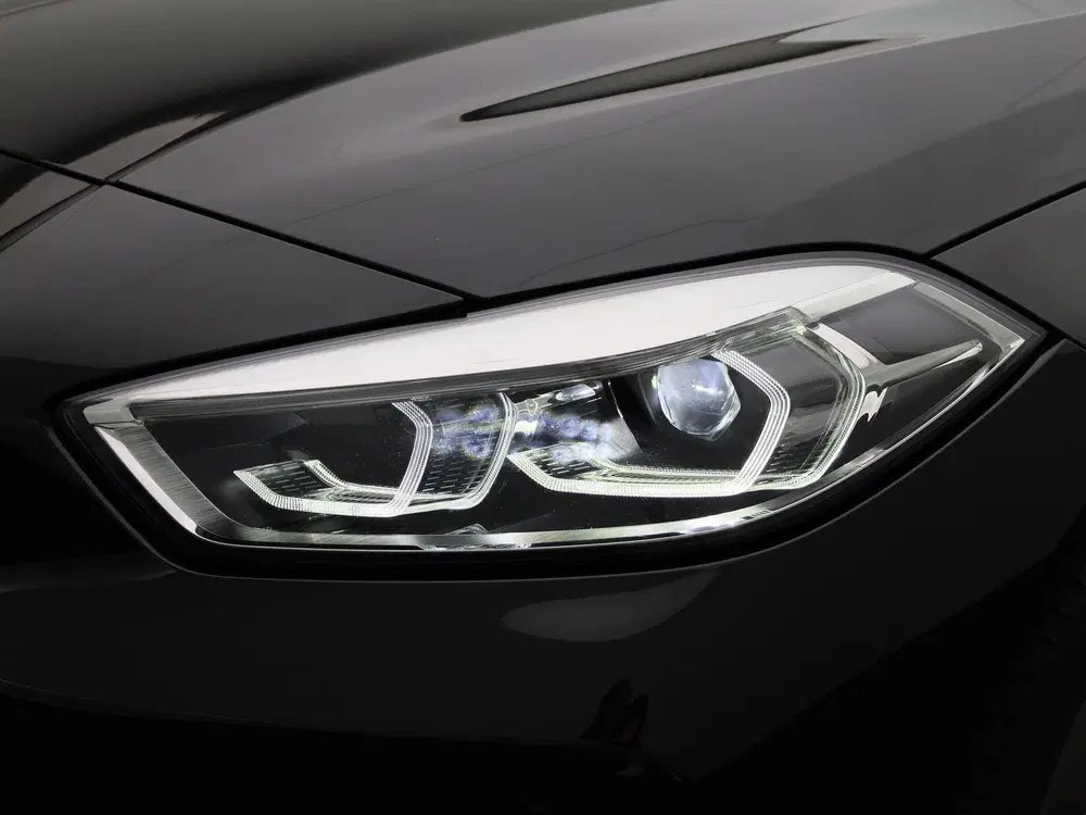 BMW 1-serie 116i Executive uit 2022, foto 15