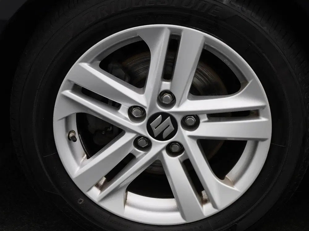 Suzuki Swace 1.8 Hybrid Style uit 2021, foto 12