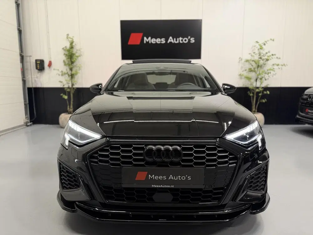 Audi A3 40 TFSI e S-Edition uit 2022, foto 8