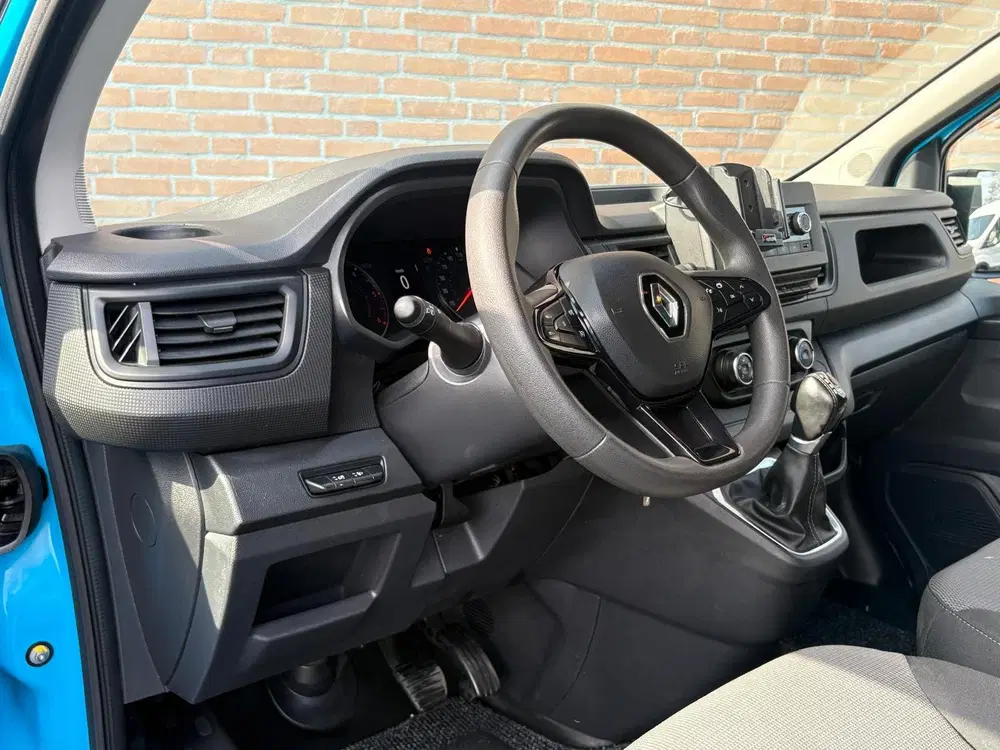 Renault Trafic 2.0dCi 150PK Lang uit 2023, foto 2