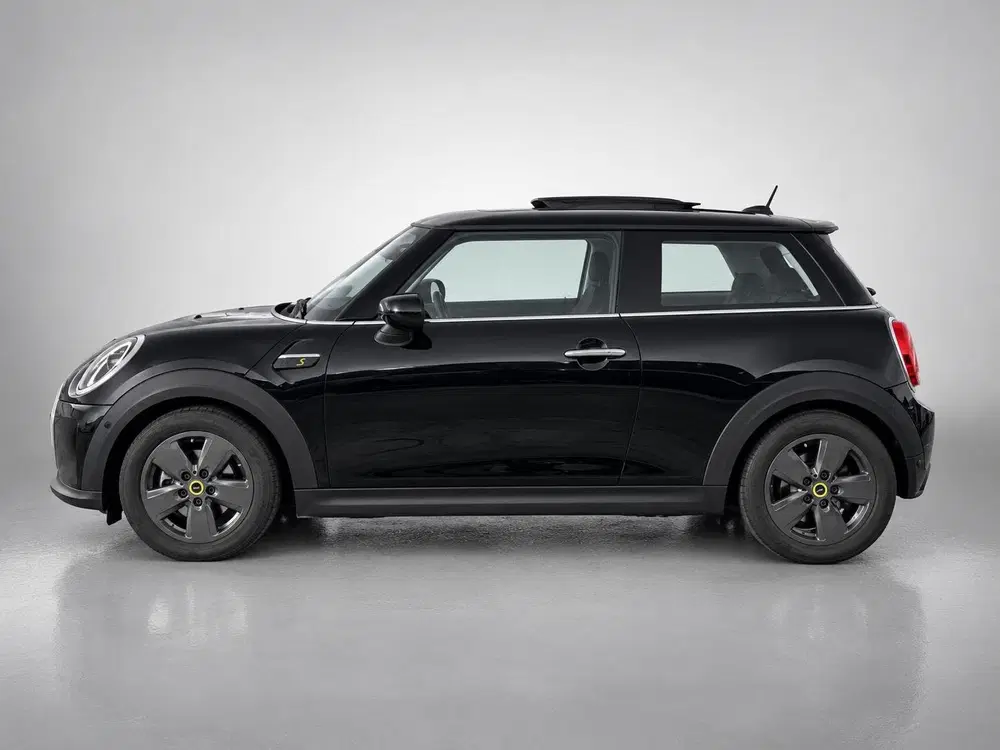 Mini Electric Essential 33 kWh uit 2022, foto 4