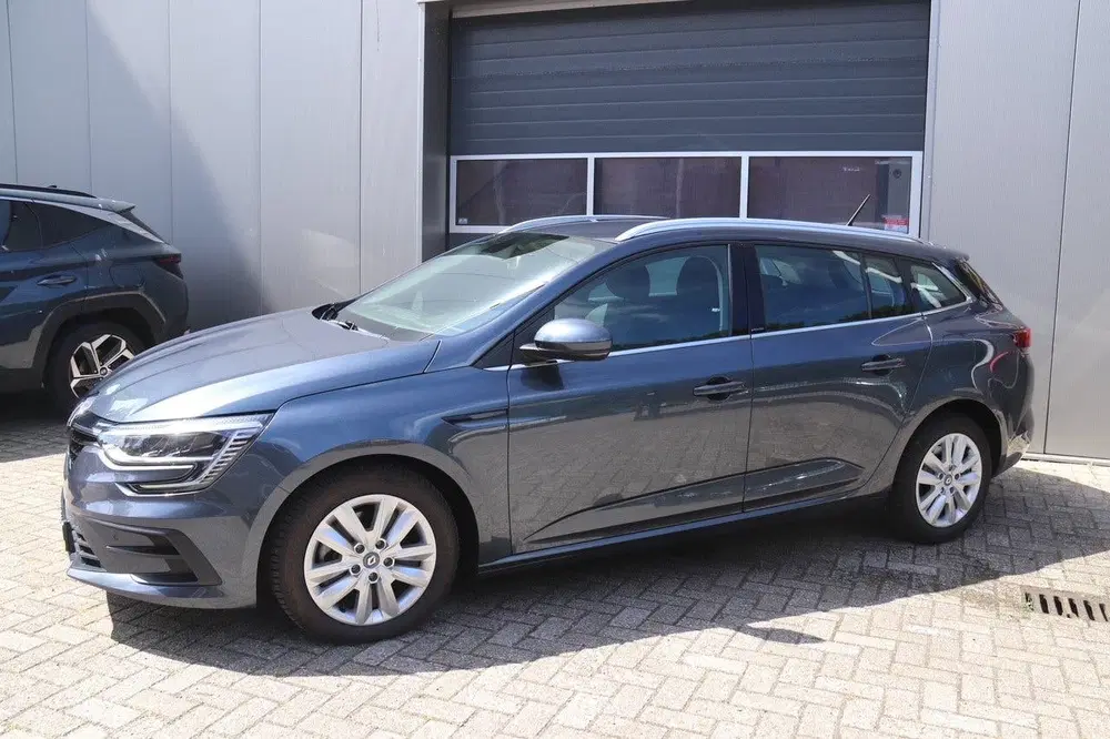 Renault Megane Mégane Estate 1.6 E-Tech Plug-In Hybrid 16 uit 2020, foto 4